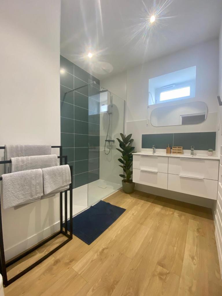 Elegance & Confort Au Coeur De Cholet ! Ngoại thất bức ảnh